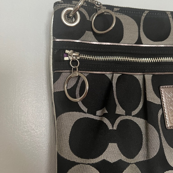 COACH Poppy Shoulder Bag Purse - Picture 6 of 14